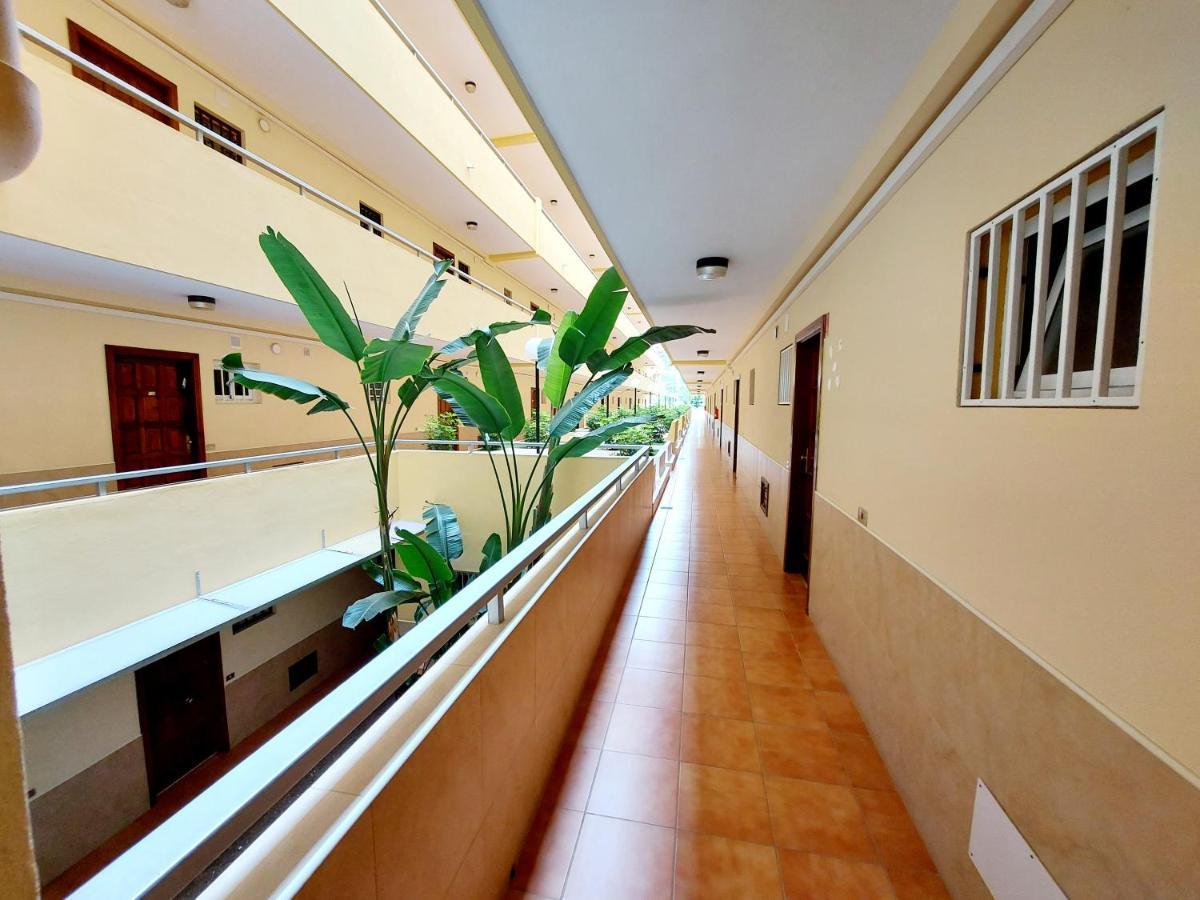 Sunny Cozy Nice Apartment LosCristianos WiFi,Pool Los Cristianos  Zewnętrze zdjęcie